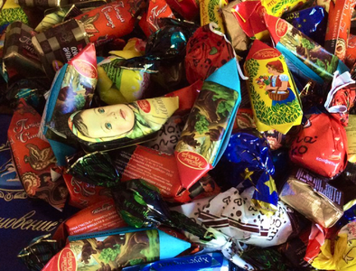 Сколько конфет в сладком Новогоднем подарке?